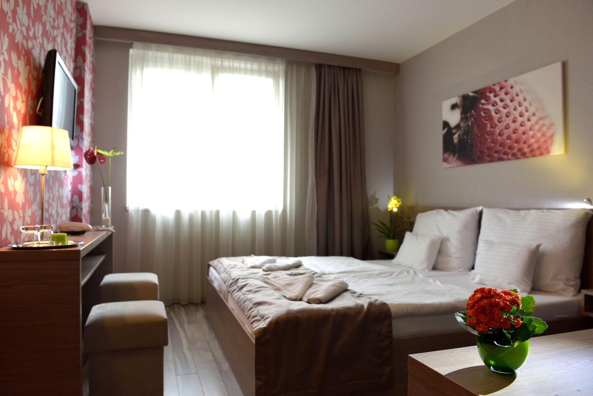 Vitta Hotel Superior Budapest Exterior photo