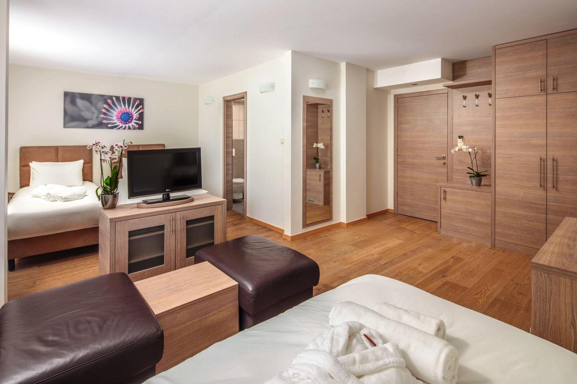 Vitta Hotel Superior Budapest Exterior photo
